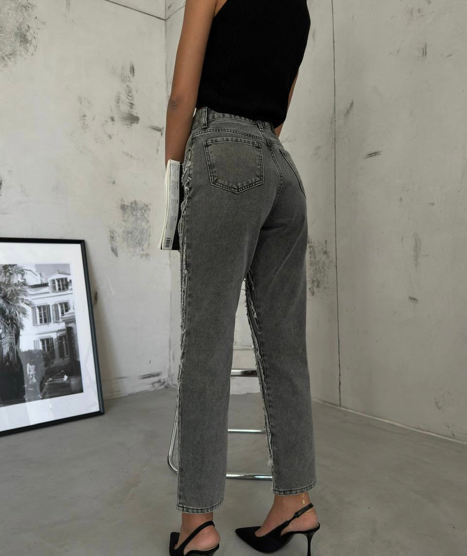 SARA JEANS GRIS